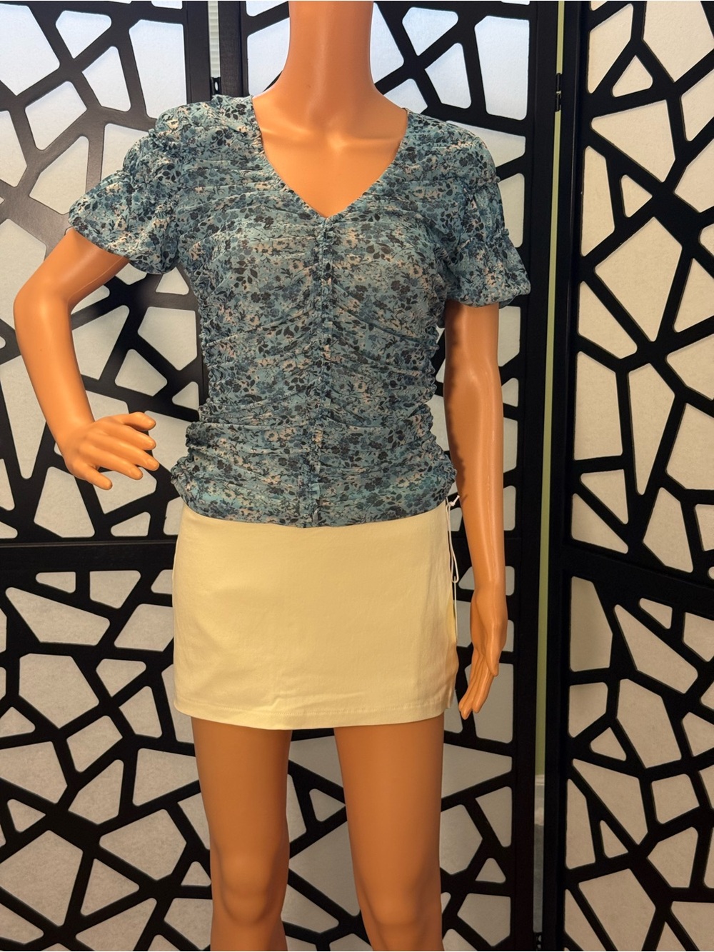 Anthropologie Teal Blue Floral V-Neck Ruched Top (top only) NWT